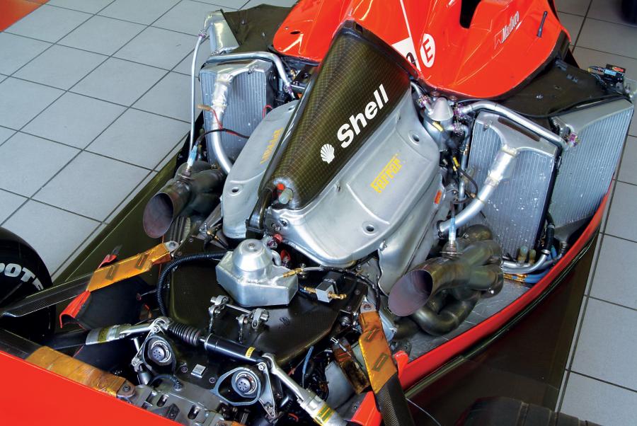  Ferrari F1-2000 Michael Schumacher 2000 года  (фото 5 из 11)